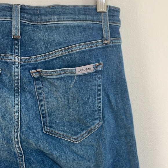 Joe’s Jeans High Rise Crop Bootcut Jeans Size 28 With Raw Hem - Picture 4 of 6
